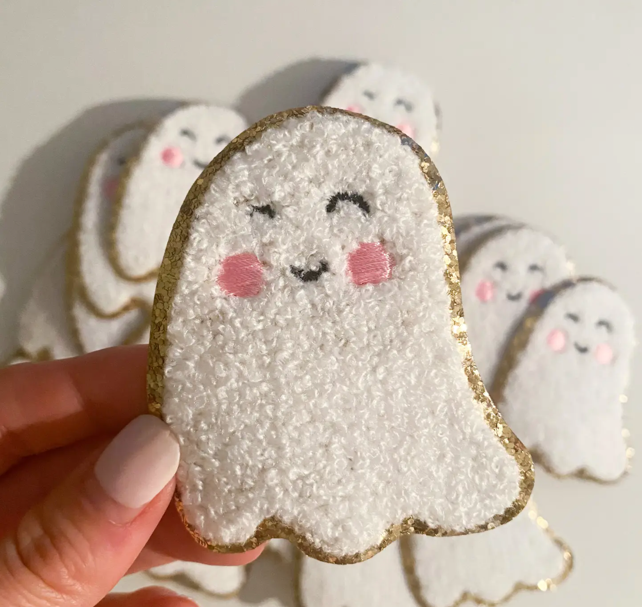 Doodle Citrouilles D'halloween Isolées. Citrouilles Fantasmagoriques Dessinees Main Bonbons Autocollants Halloween Vectoriels 32593676